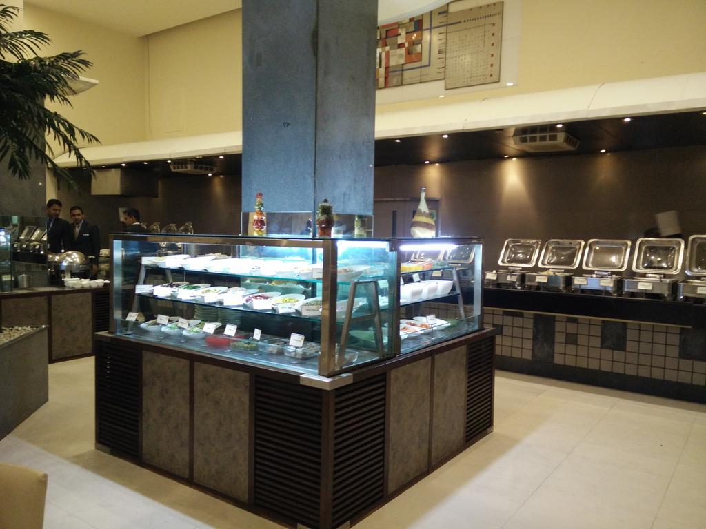 Sayaji Indore Bagian luar foto